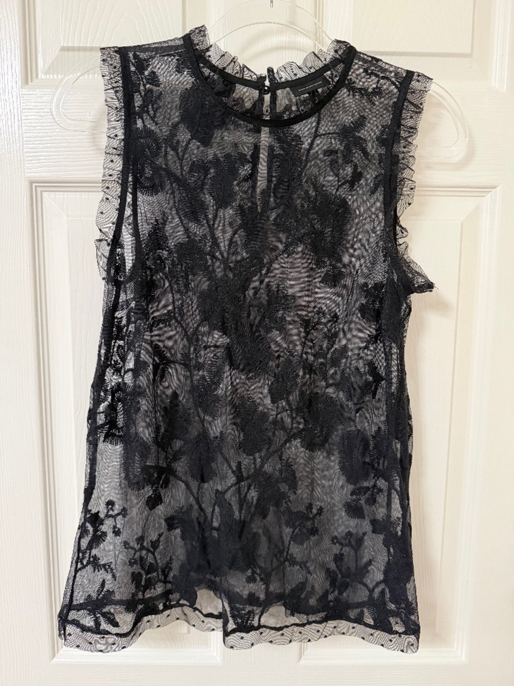 WHO WHAT WEAR Sleeveless Lace and Mesh Top in Black Size Small